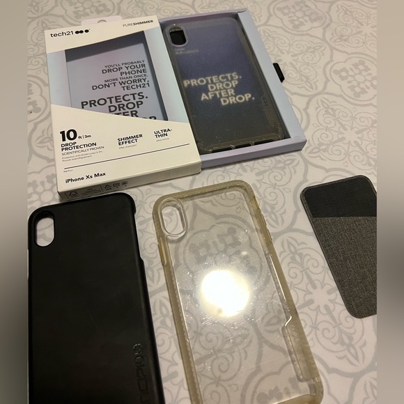 iPhone XS Max Phone Cases 3 in 1 plus free card holder - Picture 2 of 2